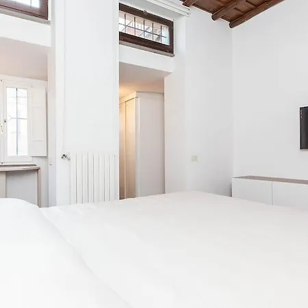 Laurina Deluxe Daire